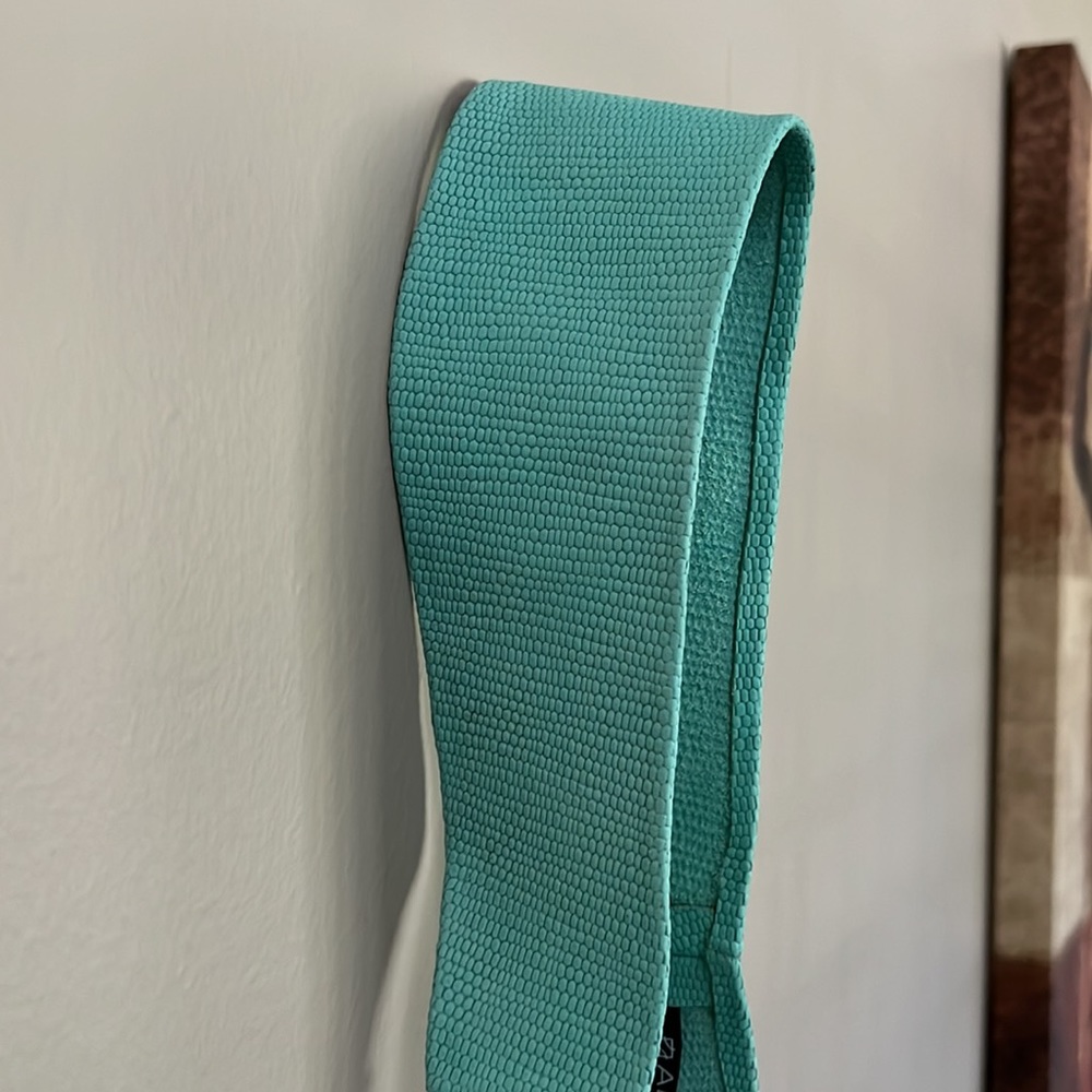 ADA COLLECTION WRAP BELT--AQUA PYTHON - Picture 2 of 11